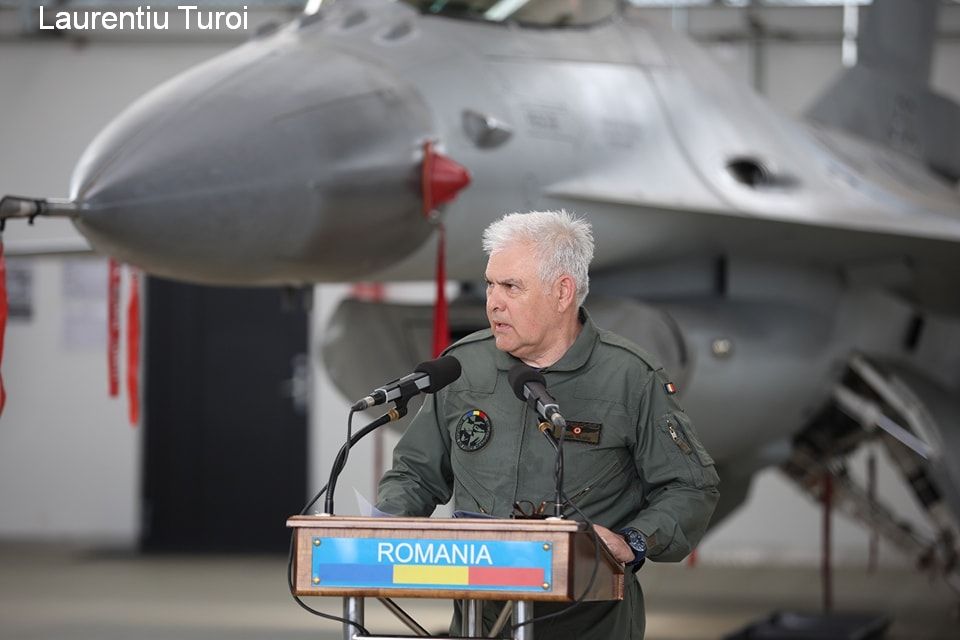 Румынский министр обороны, Анджел Тылвэр / Foto: Laurențiu Turoi