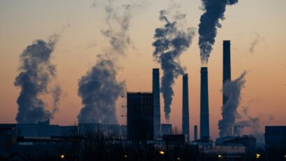 UE îmbunătățește legislația privind poluarea industrială