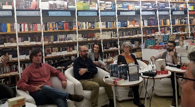 Соленоид — книга 2017 года в Испании Соленоид — книга 2017 года в Испании