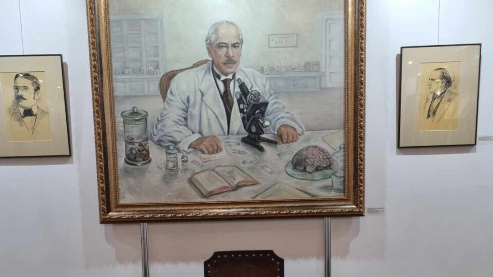 Expoziṭia ”Gheorghe Marinescu – o viață dedicată muncii, științei, progresului” (sursa foto: Facebook/ Muzeul Municipiului Bucuresti)
