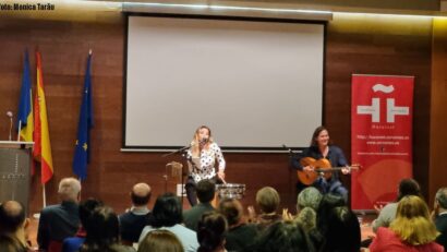 El guitarrista y compositor Reynier Mariño y la cantante Laura Márquez Nieto ofrecieron un concierto en Bucarest