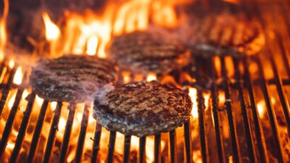 Kunstfleisch: eine umweltfreundlichere Alternative zum Fleisch aus Massentierhaltung?