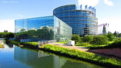 Parlamentul European (foto: Endzeiter / pixabay.com)