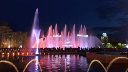 La miscelánea: «Sinfonía del Agua», espectáculo de agua, luz y color en la capital
