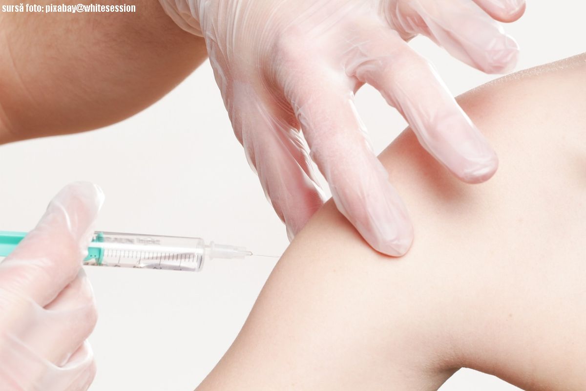 Vaccine (Photo pixabay@ whitesession)