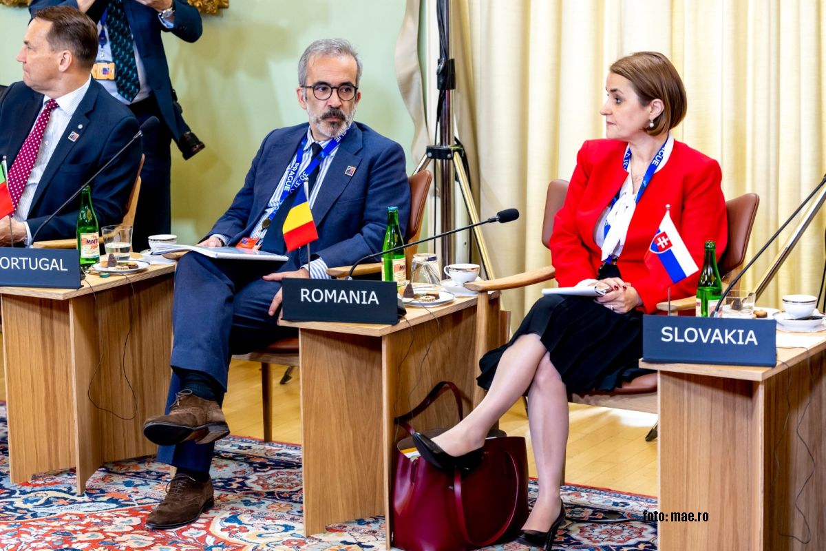 Il capo della diplomazia romena, Luminita Odobescu, a Praga (foto: mae.ro)