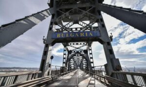 Aglomerație în punctul de trecere a frontierei Giurgiu-Ruse