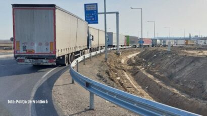 Trafic aglomerat pentru TIR-uri la mai multe puncte de trecere a frontierei, pe sensul de ieșire din România