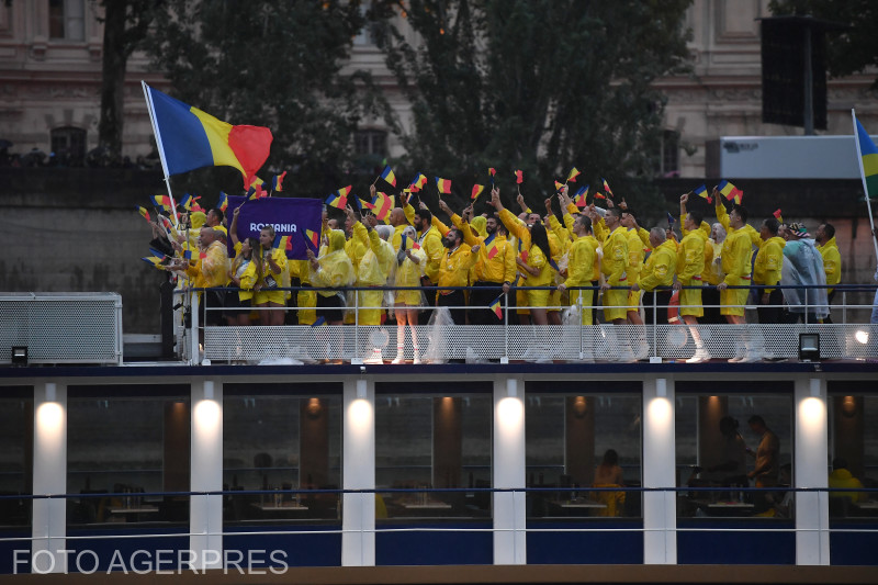 Delegația României la ceremonia de deschidere a JO 2024 / Foto: Agerpres