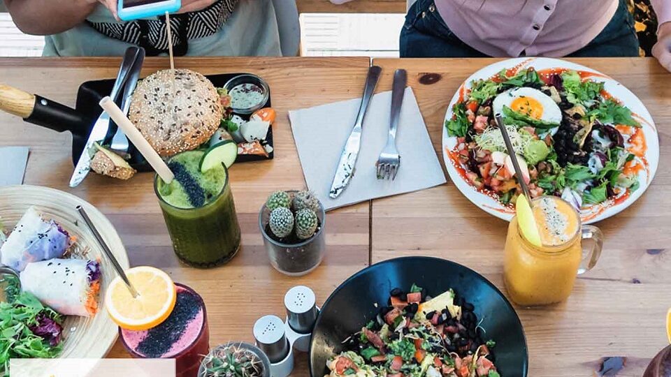 Podcast obiceiuri alimentare la tineri (foto Alessandro Biascioli - Shutterstock)