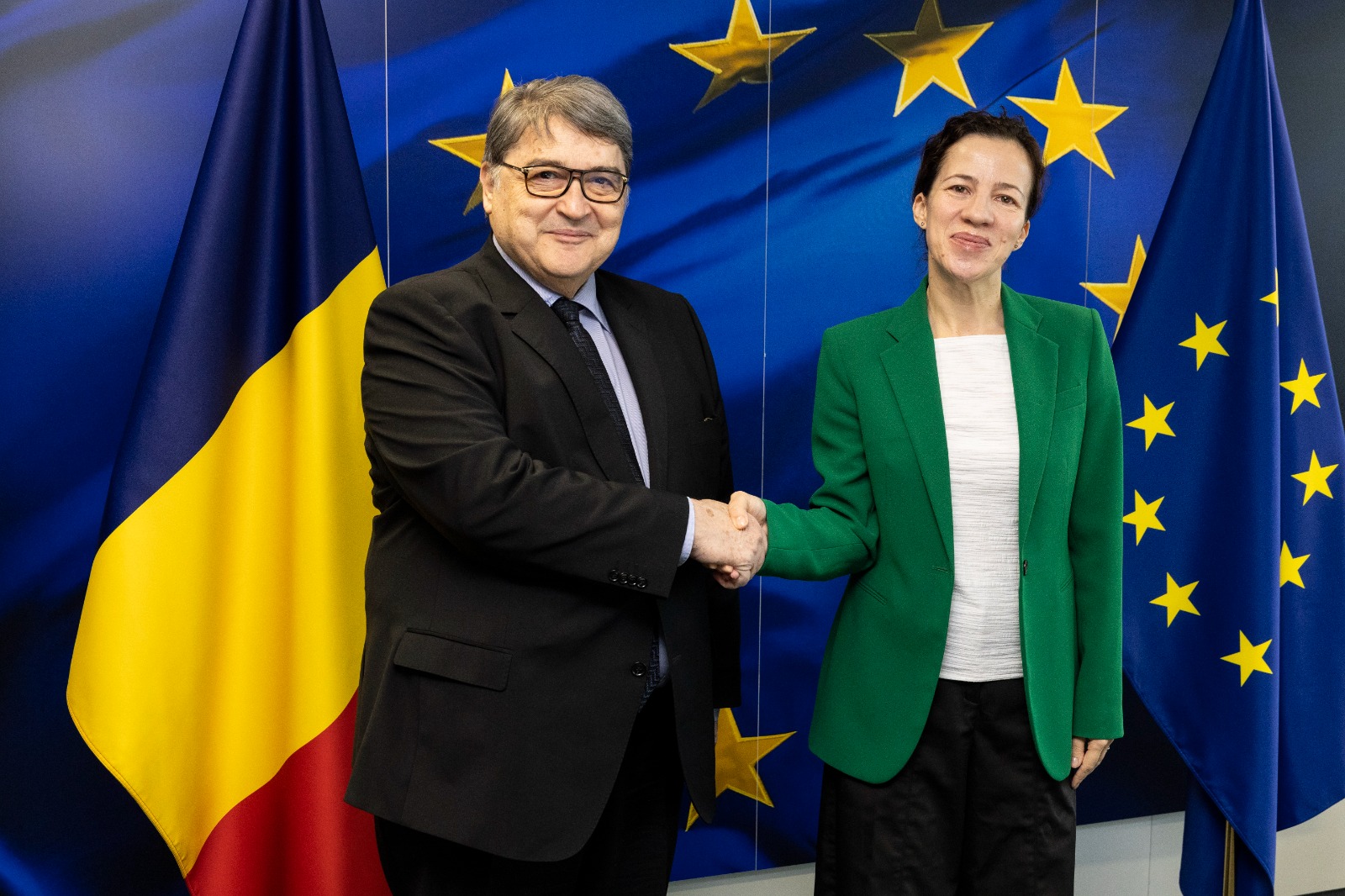 Emil Hurezeanu Roxana Mînzatu a Bruxelles / Foto: mae.ro