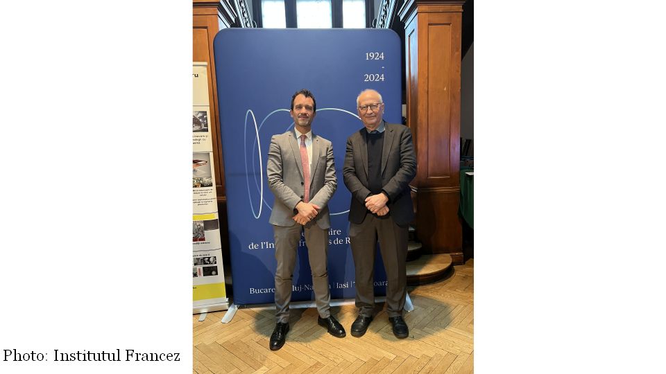 Professor Alain Fischer at the French Institute (on the right)