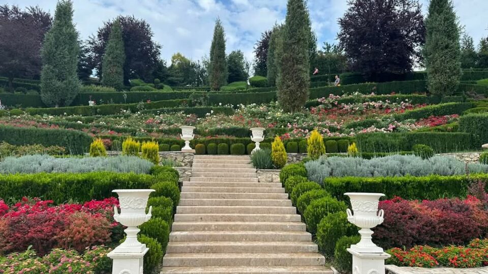 La miscelánea: I Giardini di Zoe, un jardín aristocrático único en Rumanía