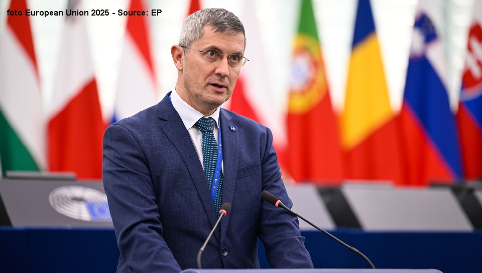 Eurodeputatul Dan Barna (foto European Union 2025 - Source: EP - Laurie Dieffembacq)