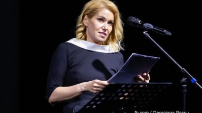 O româncă, premiată și omagiată de Prima Doamnă a Americii