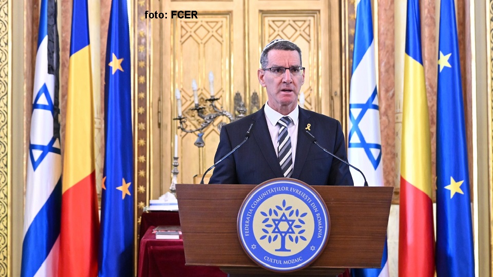 foto: Federația Comunităților Evreiești din România (Ceremonie solemnă de YomHaZikaron)