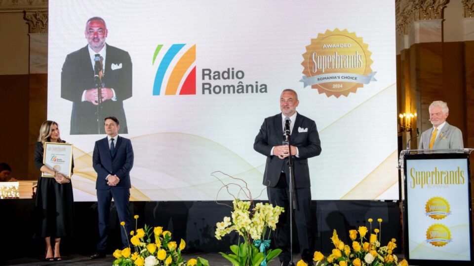 Radio România primește distincția Superbrands pentru un secol de încredere, jurnalism și cultură
