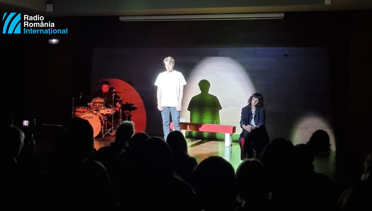 El dramaturgo español Paco Gámez visitó Bucarest