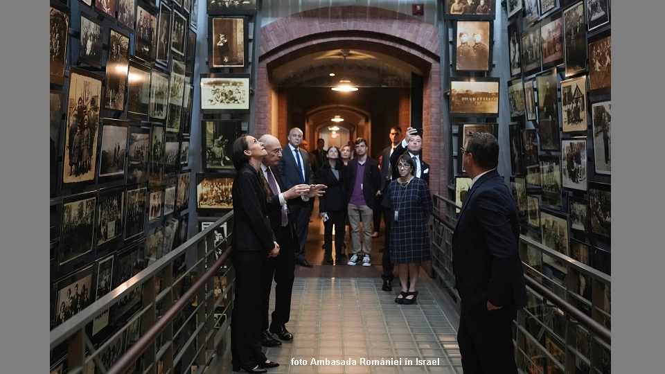 foto: Ministrul de Externe român la Muzeul Memorial al Holocaustului din Washington DC (foto Ambasada României în Israel)