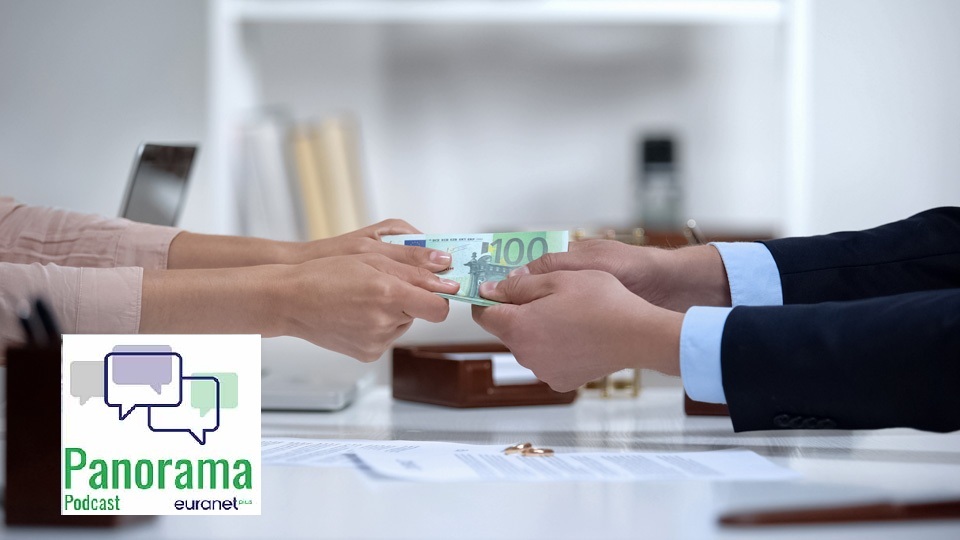 Fighting over money (photo Motortion Films Shutterstock) Fighting over money (photo Motortion Films Shutterstock)