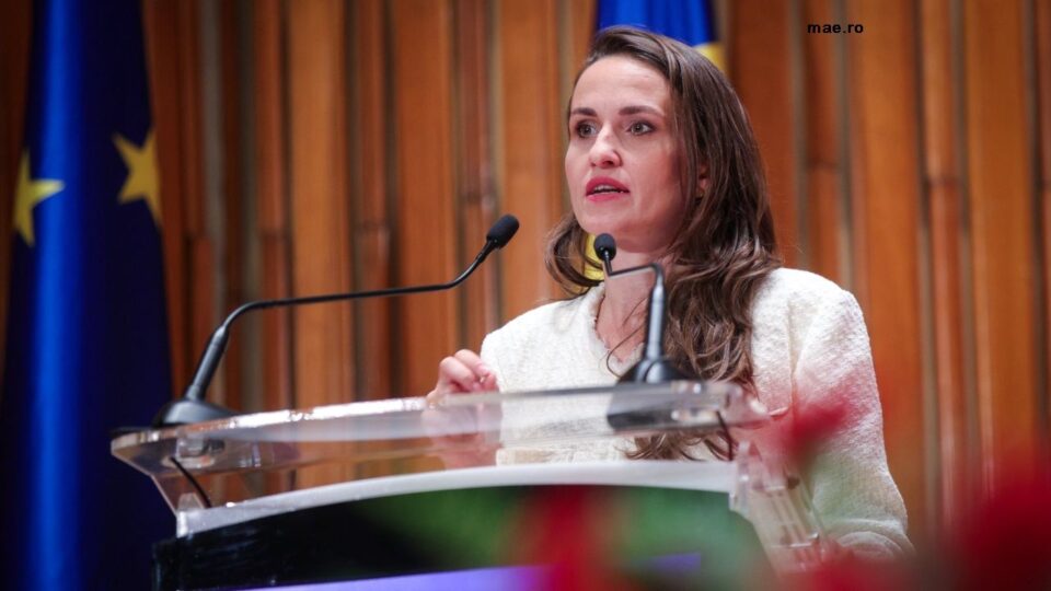 La ministra degli Esteri romena, Oana Ţoiu (foto: mae.ro)