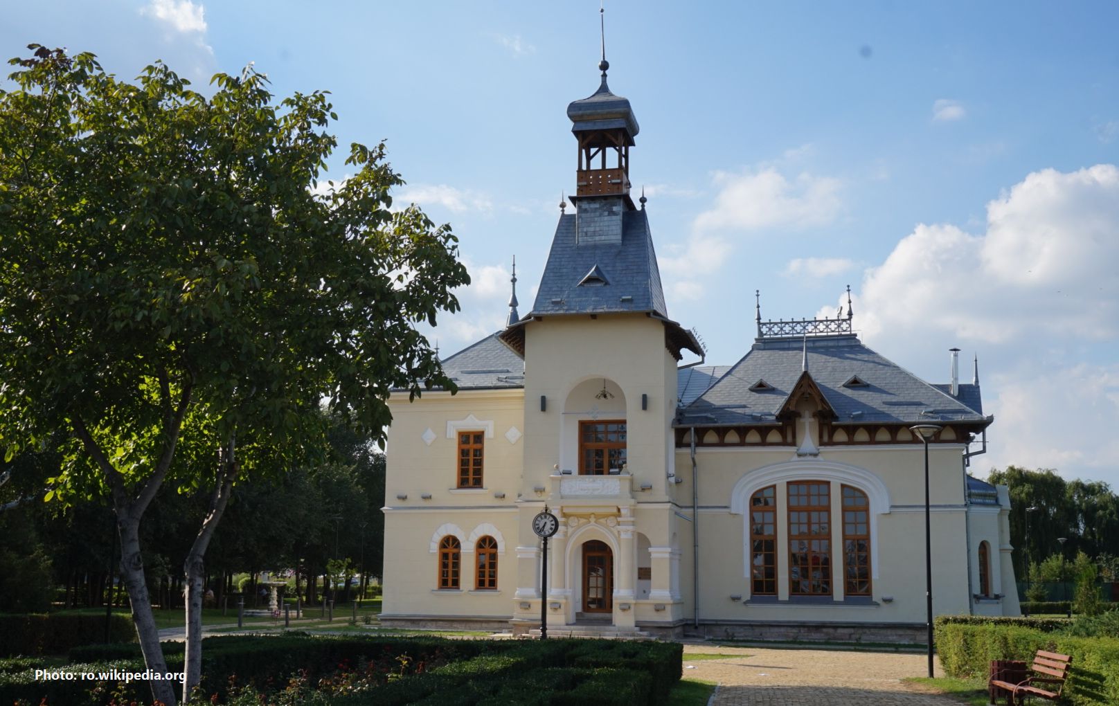 Маєток А. Маргіломана у місті Бузеу