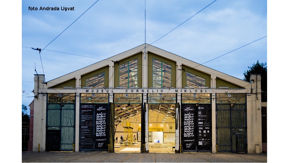 Expoziția „Dan Perjovschi. ROMÂNIA – O retrospectivă 1985–2025 (foto Andrada Uşvat)