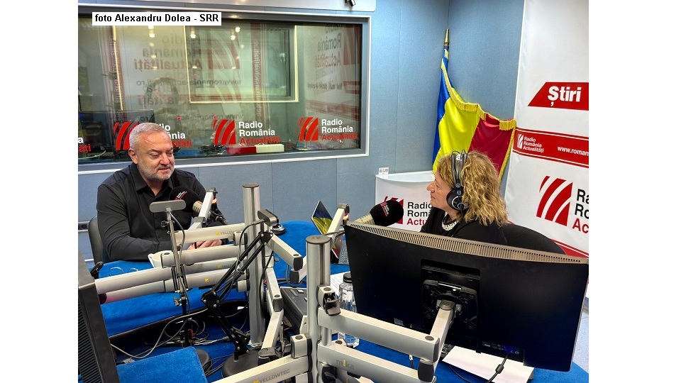 Preşedintele Radio România invitat la emisiunea Serviciul de noapte de la RRA (foto Alexandru Dolea - SRR)