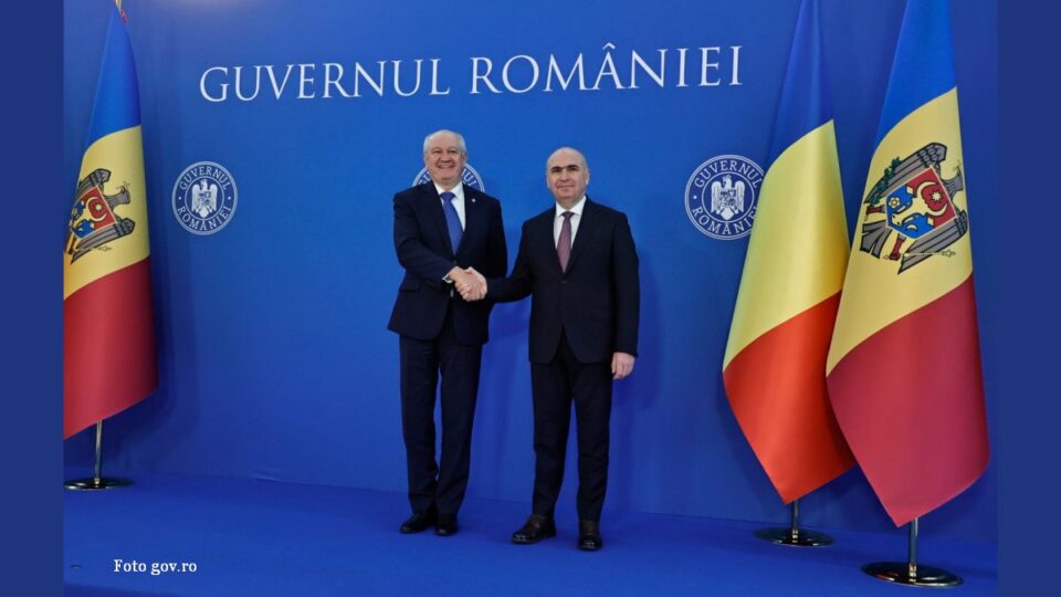 Alexandru Munteanu şi Ilie Bolojan (Foto: gov.ro)