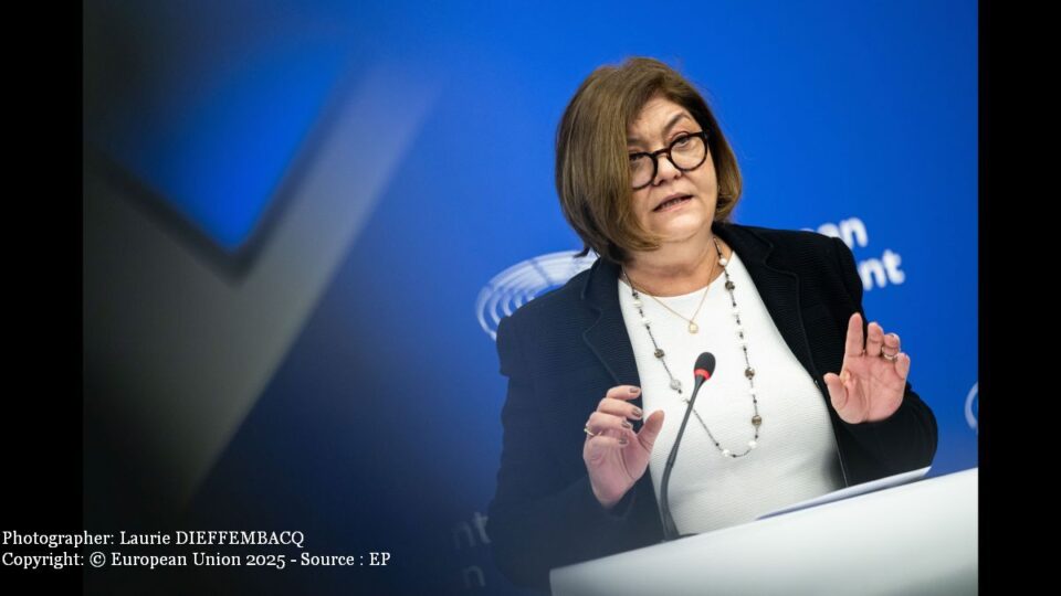 Adina Vălean (Sursa foto: Photographer: Laurie DIEFFEMBACQ Copyright: © European Union 2025 - Source : EP)