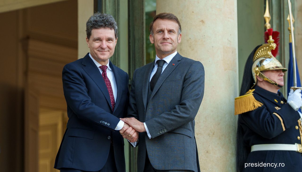 Nicu;or Dan, primit la Paris de omologul său, Emmanuel Macron / Foto: presidency.ro