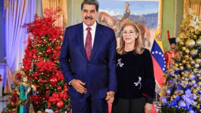 Nicolas Maduro, şi soţia sa, Cilia Flores (sursă foto: facebook.com/NicolasMaduro)