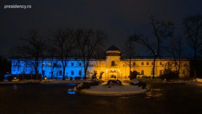 Palatul Cotroceni, iluminat în culorile drapelului Ucrainei / Foto: presidency.ro