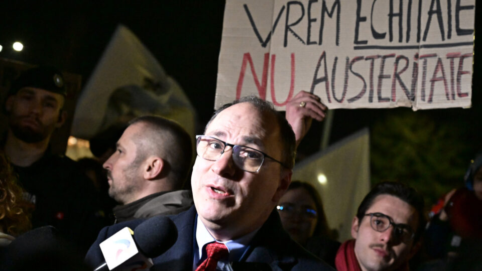 Mihai Dimian, declarații din mijlocul studenților protestatari / Foto: Agerpres