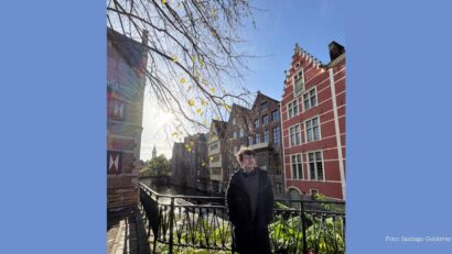 Club de poesía en la biblioteca del Instituto Cervantes de Bucarest