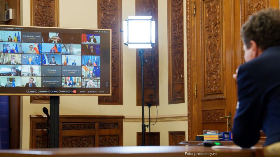 Preşedintele României, Nicuşor Dan, a participat, marţi, prin videoconferinţă, la  reuniunea grupului de state 'Prietenii Competitivităţii'. 