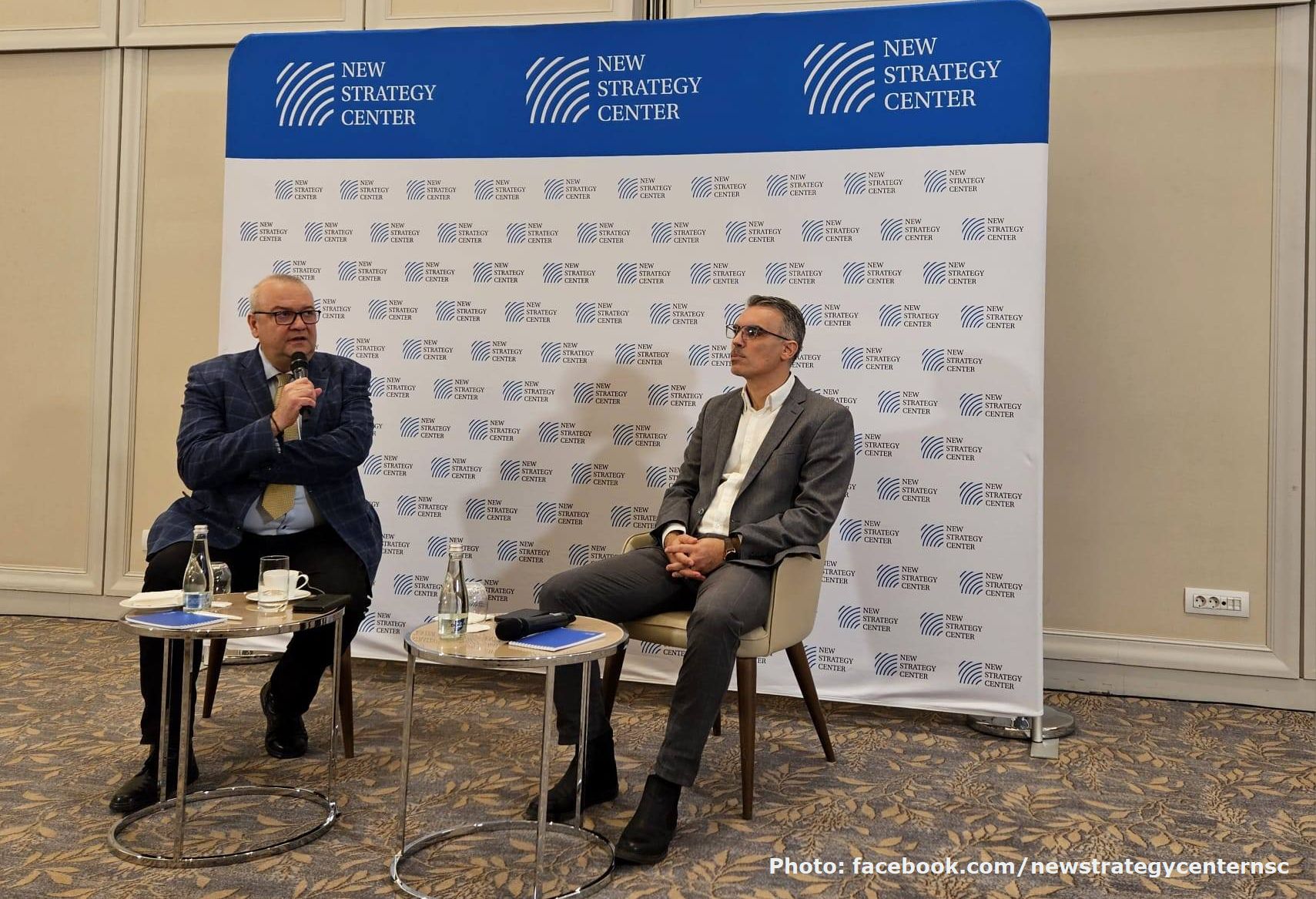 Директор INSCOP Research Ремус Штефуряк (праворуч) та генеральний директор Центру "Нова стратегія"