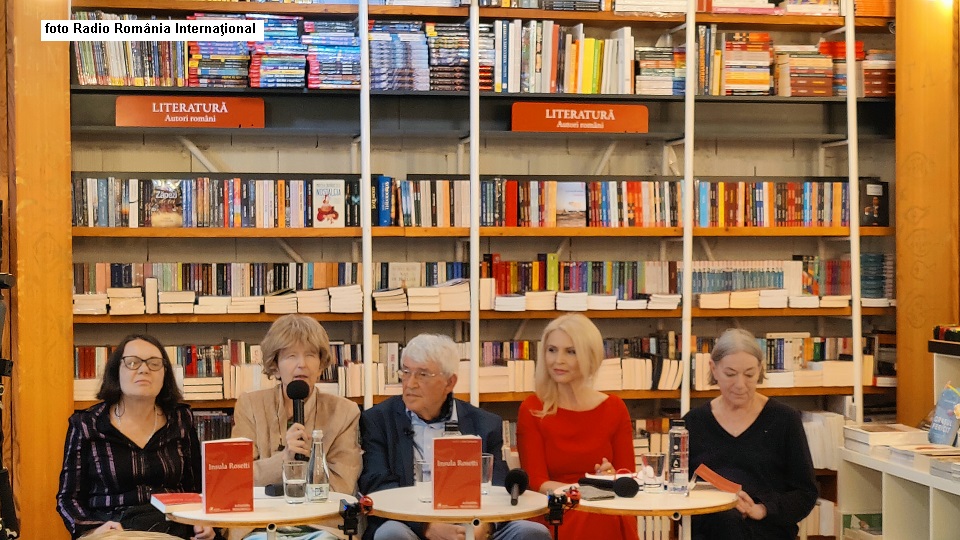 Lansarea volumului 'Insula Rosetti' (foto Radio România Internaţional)