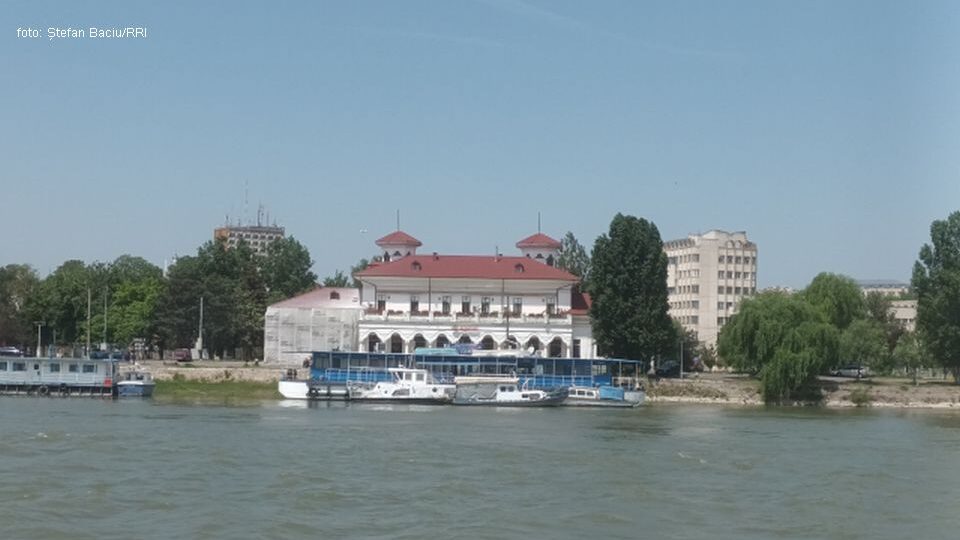 Будівля адміністрації порту Бреїла (фото: Ştefan baciu/RRI)
