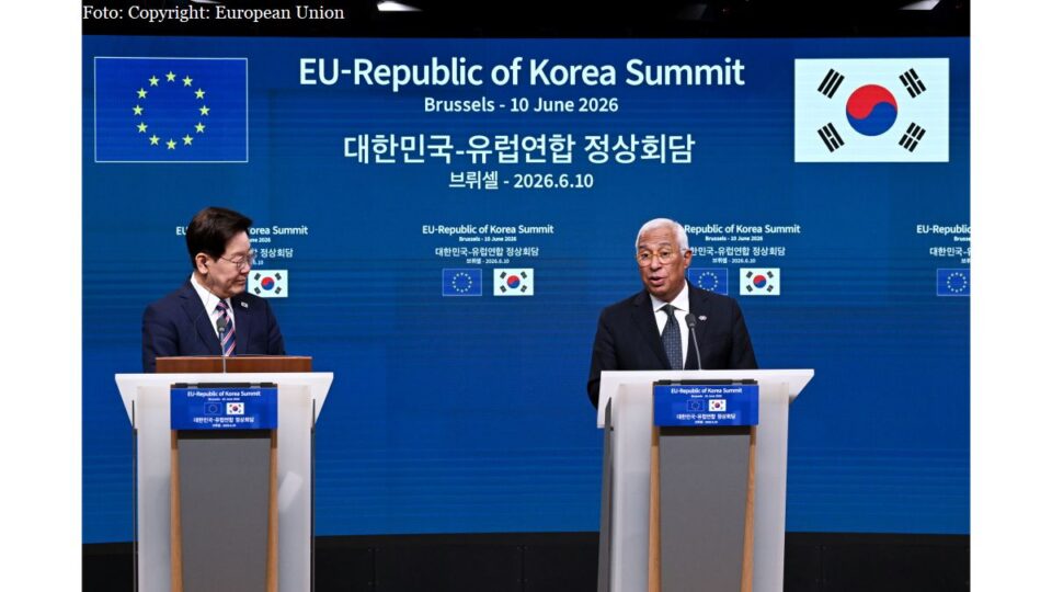 Lee Jae-myung şi António Costa (Foto: Copyright: European Union)
