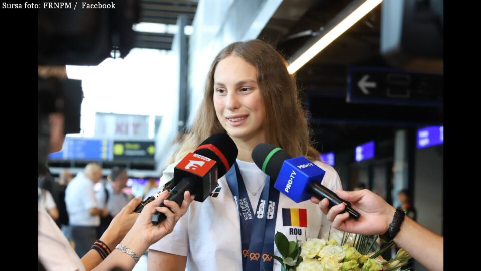 Înotătoarea Daria Silişteanu (Sursa foto: FRNPM / Facebook)