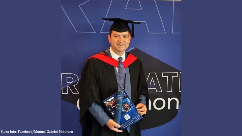 Manuel Păduraru finaliza sus estudios en el Reino Unido