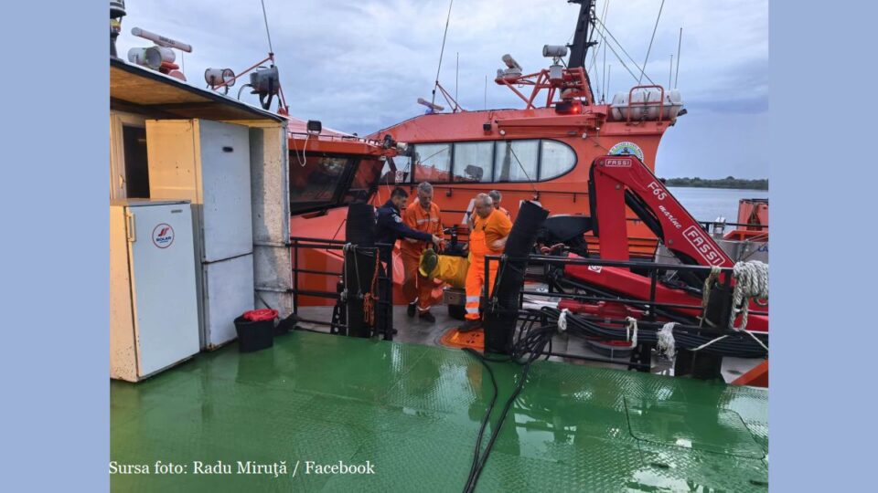 Intervenţie de salvare a echipajului de pe nava liberiană - LPG Gas Lisbon (Sursa foto: Radu Miruţă / Facebook)