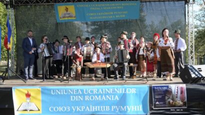 Зустріч із синами села та українські кулінарні традиції foto uur ro