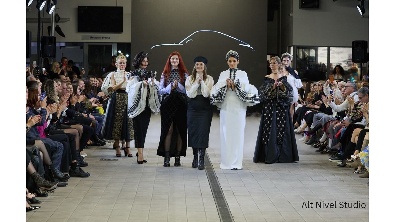 Pe catwalk, după 35 de ani
