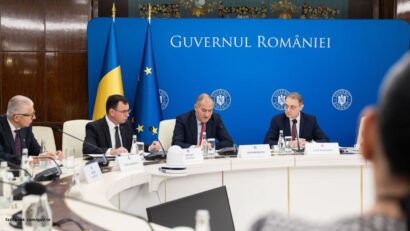Şedință a grupului de lucru pentru prevenirea și combaterea violenței în școli (sursă foto: facebook.com/guv.ro)
